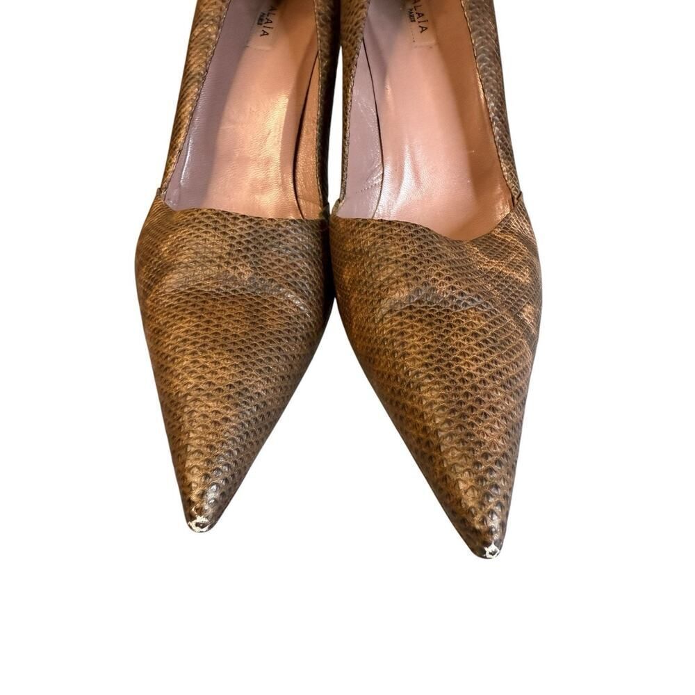 Alaa Python Embossed Leather Pointed Toe Stiletto… - image 3